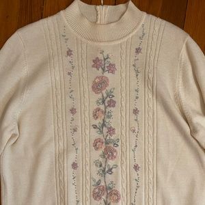 Vintage Floral Sweater!
